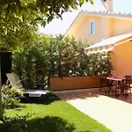 Millyholidays - Lilla - Center - Nearby - Private Garden - Pool