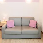 Διαμέρισμα Millyholidays - Lilla - Center - Nearby - Private Garden - Pool Μπαρντολίνο