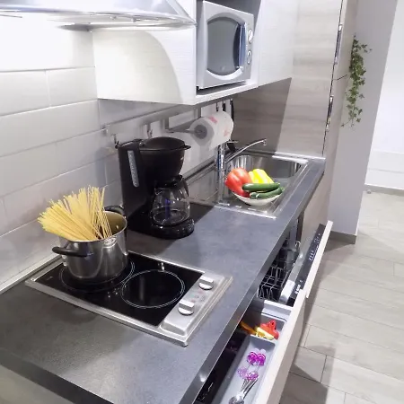 Millyholidays - Lilla - Center - Nearby - Private Garden - Pool Apartment