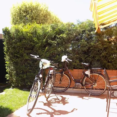 Apartment Millyholidays - Lilla - Center - Nearby - Private Garden - Pool