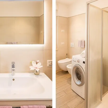 Apartman Millyholidays - Lilla - Center - Nearby - Private Garden - Pool *