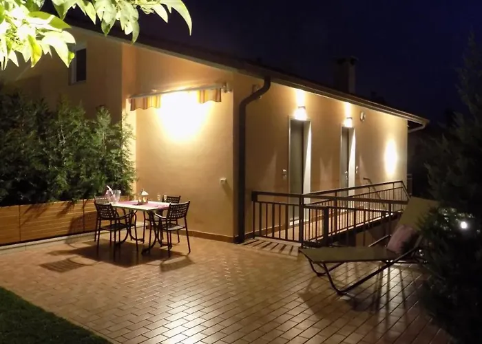 Millyholidays - Lilla - Center - Nearby - Private Garden - Pool Apartmán Bardolino